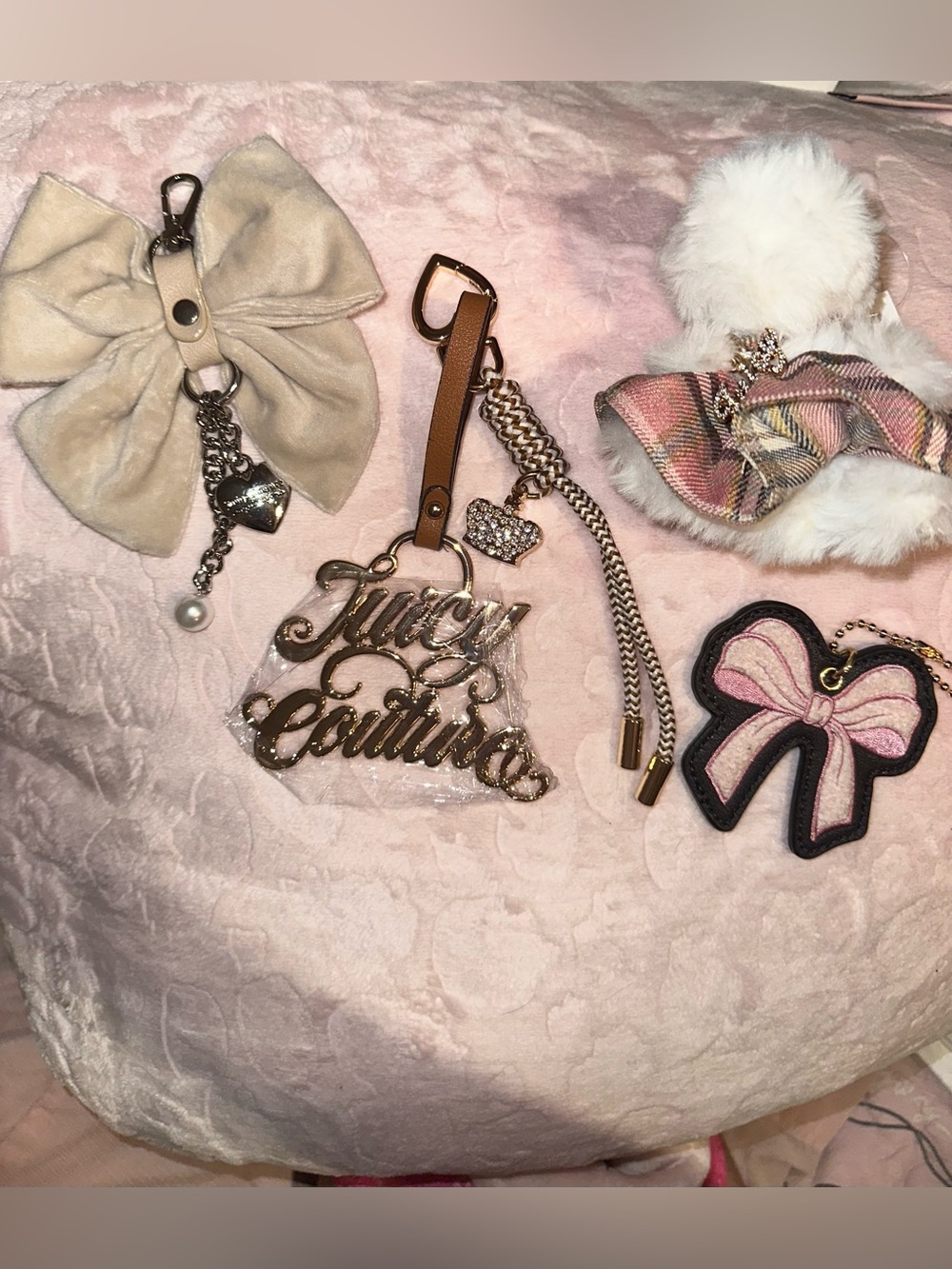 Juicy Couture charm set